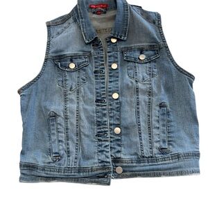 Saks Fifth Avenue Light Blue Denim Vest ( Medium)
